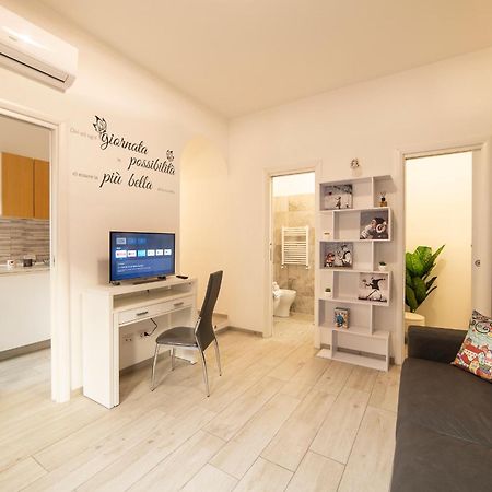 Smart Home - Trilocale Con Parcheggio Privato Roma Exterior foto